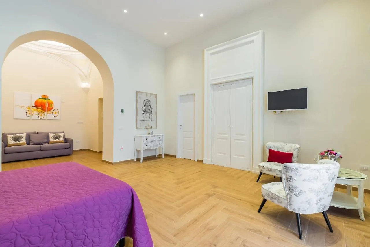 Guest house La Gatta Cenerentola Rooms Naples Italy