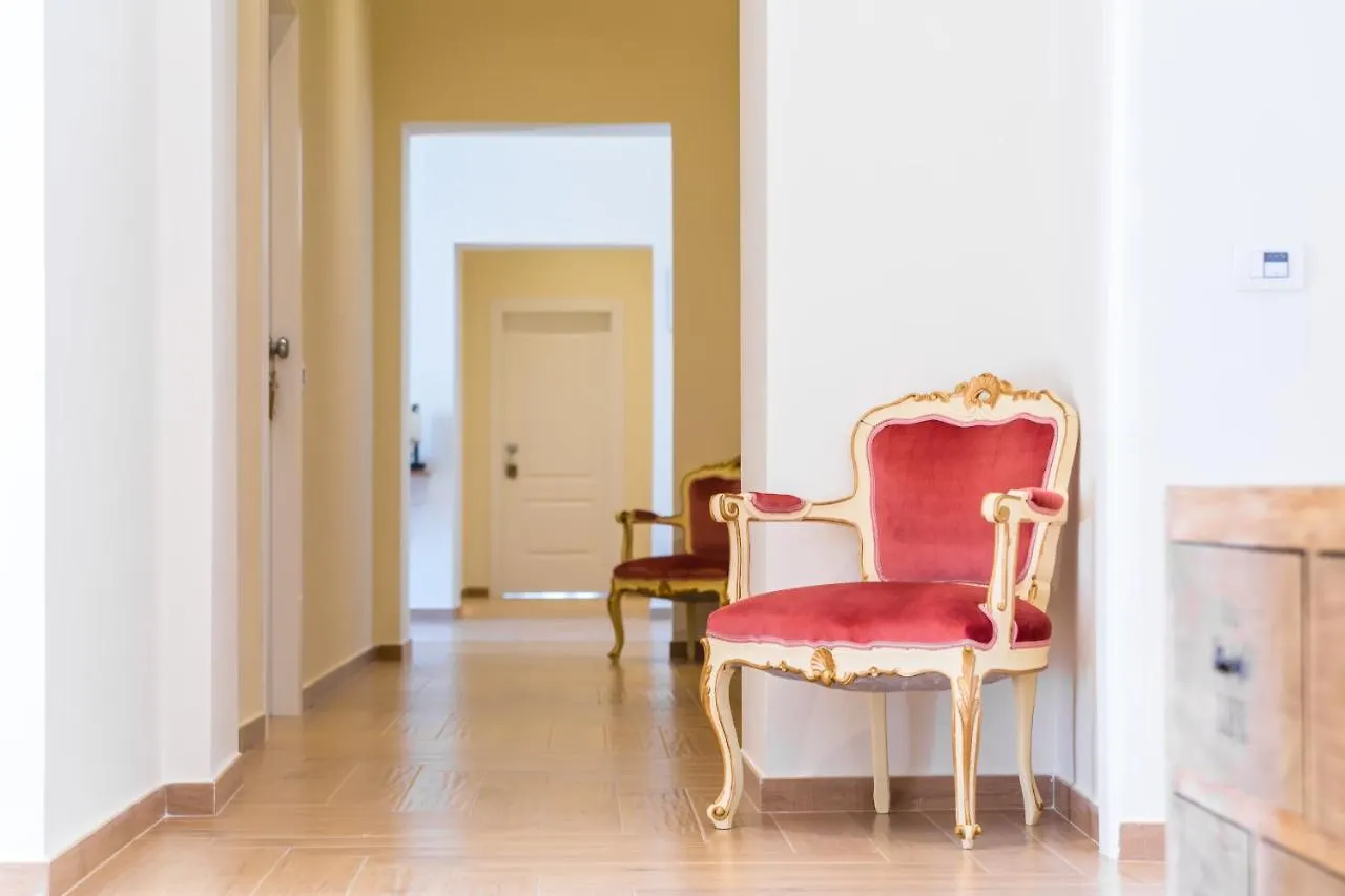 La Gatta Cenerentola Rooms Naples 0*,  Italy