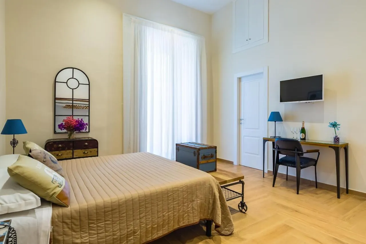 La Gatta Cenerentola Rooms Naples 0*,